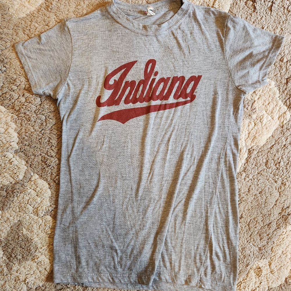 Indiana University t shirt Small